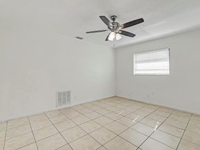 8160-8170 NW 40th St, Coral Springs FL 33065