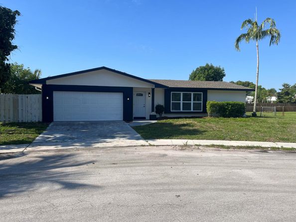 1720 SW 13th Street, Boca Raton FL 33486