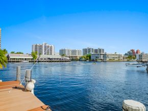 2900 NE 30 Street C5, Fort Lauderdale FL 33306