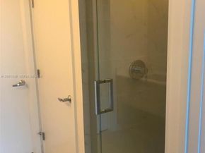 16385 Biscayne Boulevard 1902, North Miami Beach FL 33160