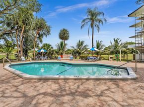 3800 N Hills Drive 312, Hollywood FL 33021