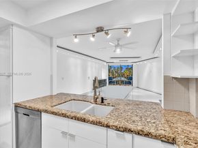 3800 N Hills Drive 312, Hollywood FL 33021
