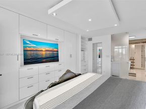 3800 N Hills Drive 312, Hollywood FL 33021