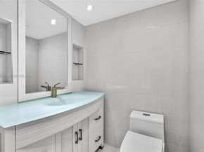 3800 N Hills Drive 312, Hollywood FL 33021