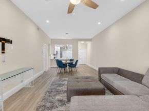 7484 La Paz Boulevard 103, Boca Raton FL 33433
