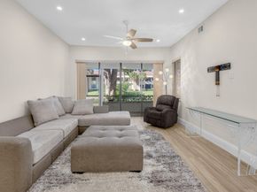 7484 La Paz Boulevard 103, Boca Raton FL 33433