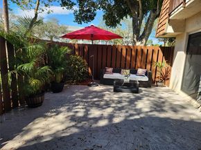 8900 SW 20th Place A, Davie FL 33324