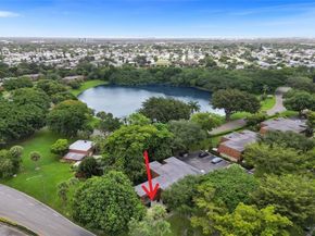 8900 SW 20th Place A, Davie FL 33324