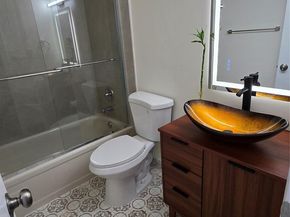 8900 SW 20th Place A, Davie FL 33324