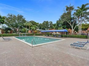 8900 SW 20th Place A, Davie FL 33324