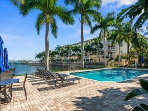 3950 N Flagler Drive 401, West Palm Beach FL 33407