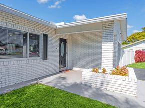 6711 NW 28th Avenue, Fort Lauderdale FL 33309