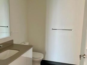 1600 NE 1st Avenue 1711, Miami FL 33132