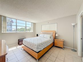 400 SE 10th Street 218, Deerfield Beach FL 33441