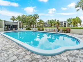 6858 Fountains Circle, Lake Worth FL 33467