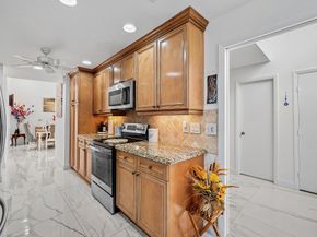 6858 Fountains Circle, Lake Worth FL 33467