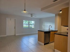 815 Middle River Dr 117, Fort Lauderdale FL 33304