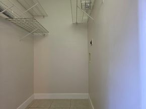 815 Middle River Dr 117, Fort Lauderdale FL 33304