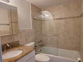 815 Middle River Dr 117, Fort Lauderdale FL 33304