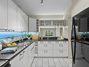 1430 S Lakeside Drive 16, Lake Worth Beach FL 33460