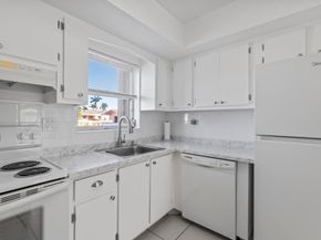 2727 Dudley Drive W G, West Palm Beach FL 33415