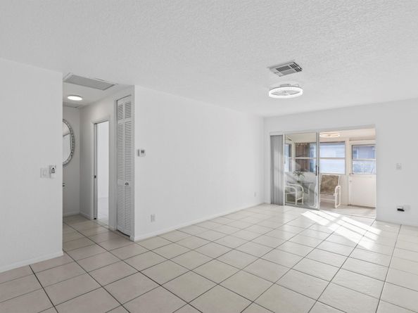 2727 Dudley Drive W G, West Palm Beach FL 33415