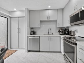7563 Glendevon Lane 1306, Delray Beach FL 33446