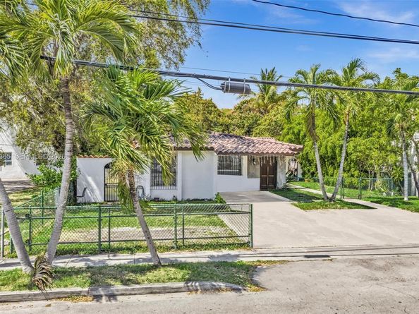 1010 SW 14th Avenue, Miami FL 33135