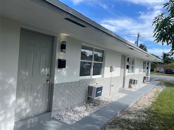 721 SW 8th Street, Pompano Beach FL 33060