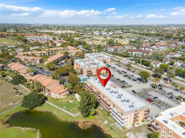 17530 NW 68th Avenue C2003, Hialeah FL 33015