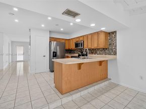 5650-5652 NE 17 TERRACE, NE 17th Terrace, Fort Lauderdale FL 33334