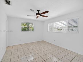 5650-5652 NE 17 TERRACE, NE 17th Terrace, Fort Lauderdale FL 33334