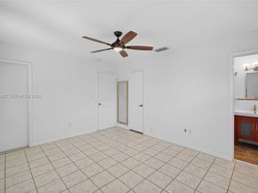5650-5652 NE 17 TERRACE, NE 17th Terrace, Fort Lauderdale FL 33334