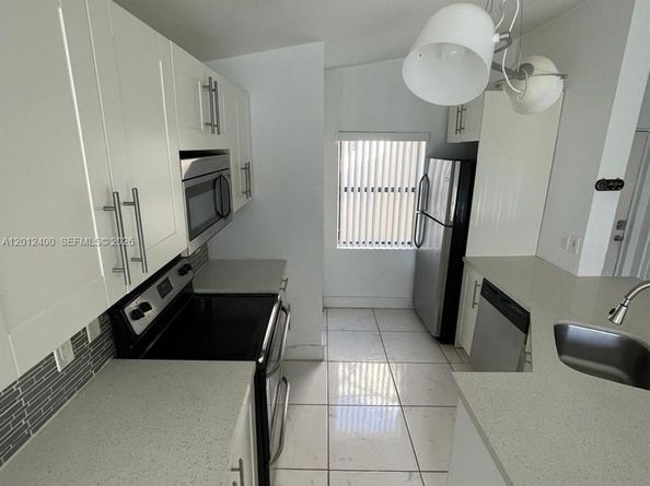 9999 Summerbreeze Drive 212, Sunrise FL 33322