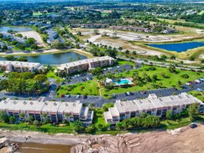 4272 Deste Court 101, Lake Worth FL 33467