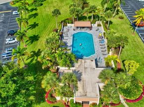 4272 Deste Court 101, Lake Worth FL 33467