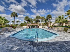 4272 Deste Court 101, Lake Worth FL 33467
