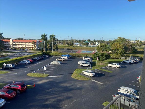 7502 NW 30th Place 417, Sunrise FL 33313