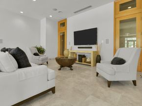 99 SE Mizner Boulevard 223, Boca Raton FL 33432