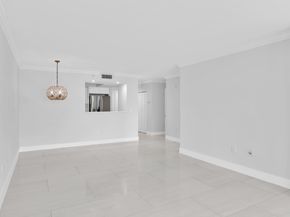 99 SE Mizner Boulevard 223, Boca Raton FL 33432