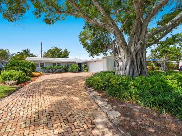 2110 NE 55th Street, Fort Lauderdale FL 33308