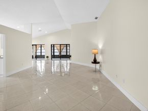 182 Temple Avenue, Boynton Beach FL 33436