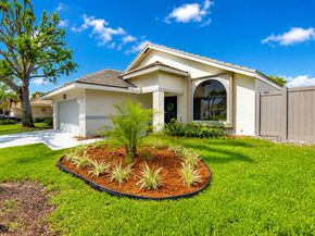 182 Temple Avenue, Boynton Beach FL 33436