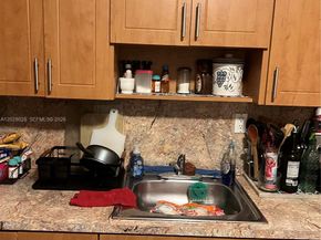 1022 NW 22nd Place, Miami FL 33125