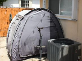 1022 NW 22nd Place, Miami FL 33125