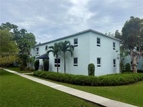 7715 SW 57th Avenue 3, Miami FL 33143