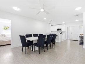 6444 Oak Street, Hollywood FL 33024
