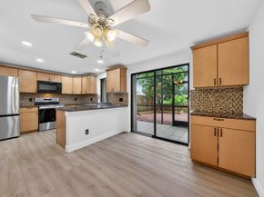 5182 S University Drive, Davie FL 33328