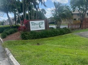 5182 S University Drive, Davie FL 33328
