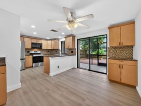 5182 S University Drive, Davie FL 33328